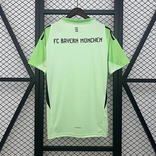 2025/2026 Bayern Munich Goalkeeper Green Football Jersey