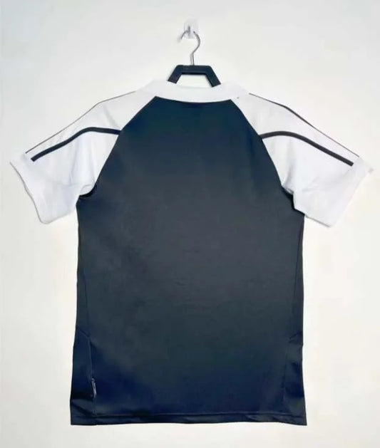 2001/2002 Retro Real Madrid Away Football Shirt