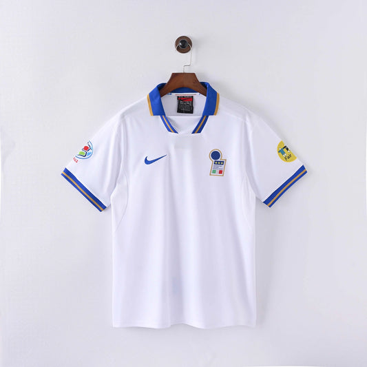 1996 Retro Italy Away Football Shirt