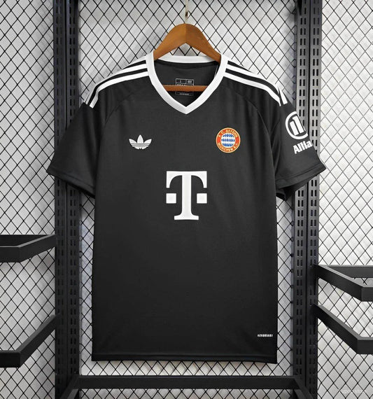 2024/2025 Bayern Munich Goalkeeper Black Football Jersey