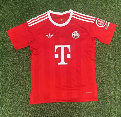 2025/2026 Bayern Munich Goalkeeper Red Football Jersey