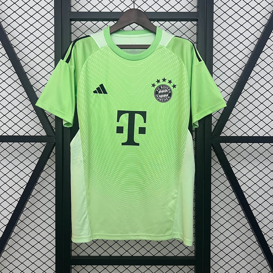 2025/2026 Bayern Munich Goalkeeper Green Football Jersey