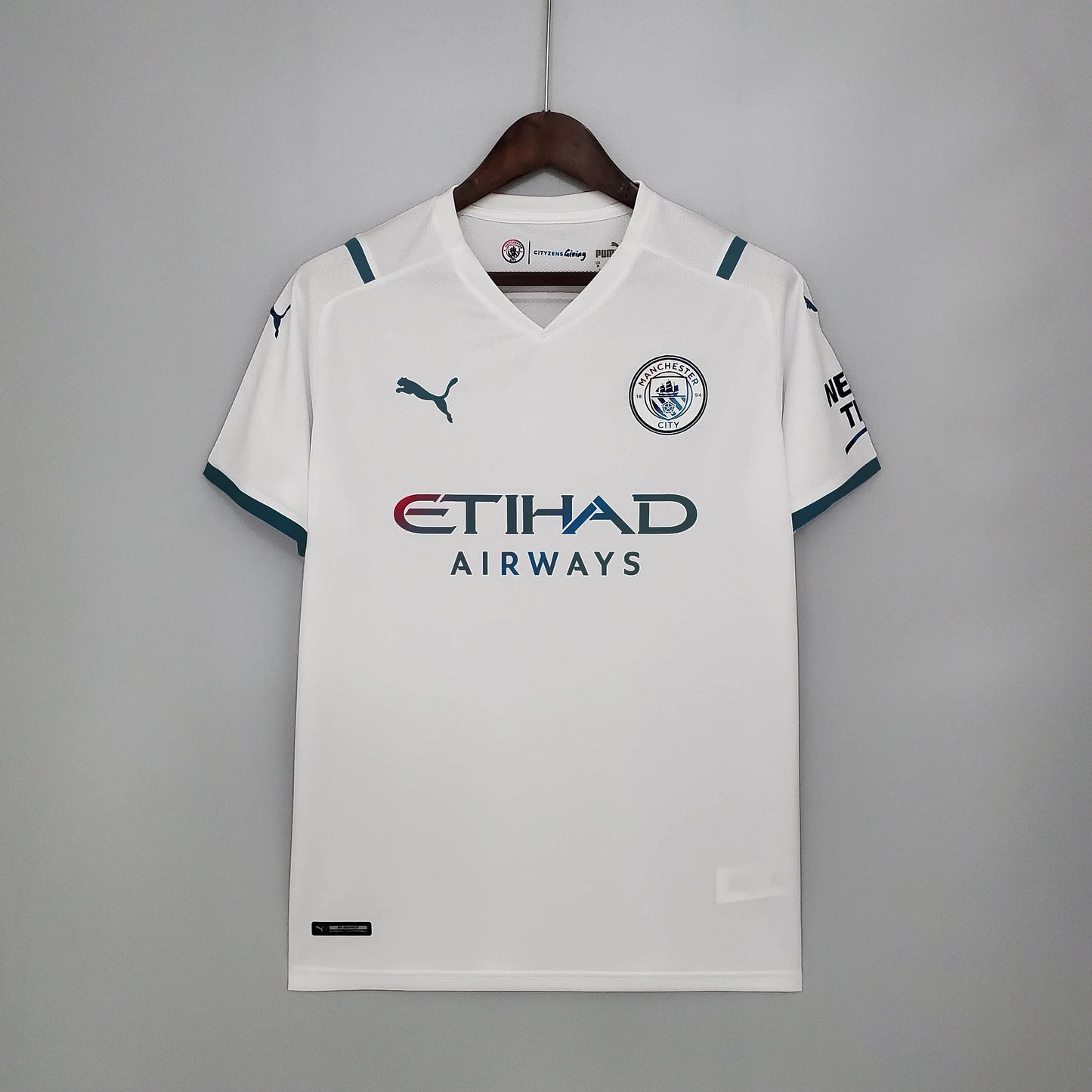 Manchester City Football Shirt 2021/2022