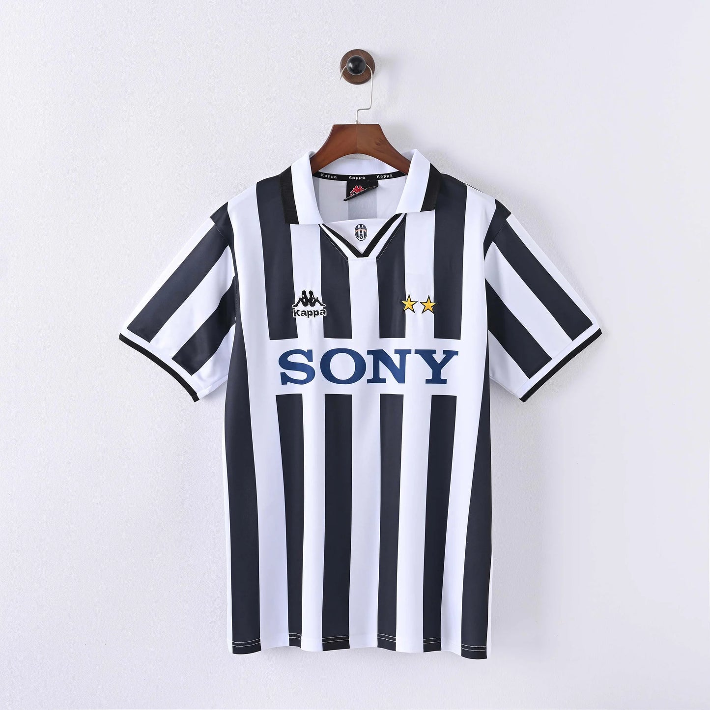1996/1997 Retro Juventus Football Shirt Home