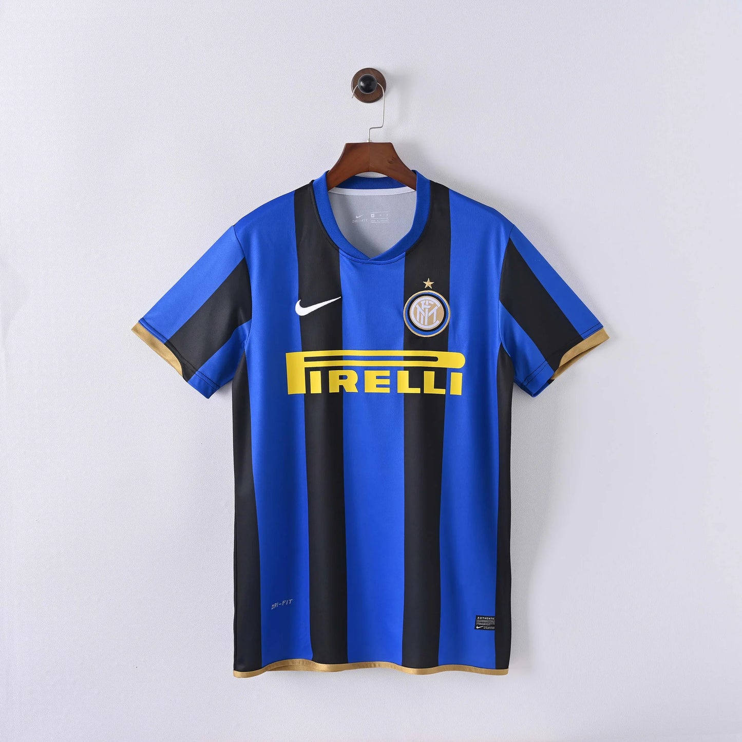 2008/2009 Retro Internazionale Milan Home Football Jersey
